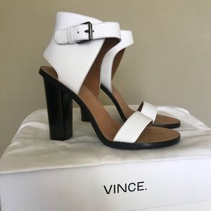New in box Vince Nicole block heels size 6.5